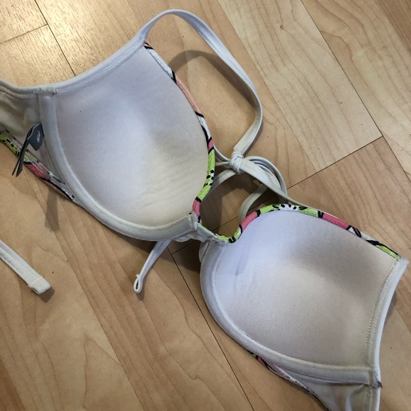 Kiwi bikini top - Picture 3 of 3